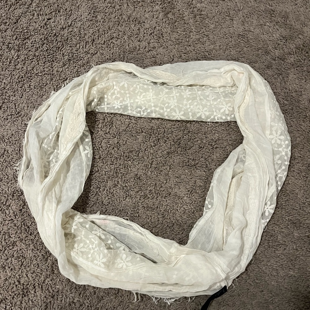American eagle infinity scarf